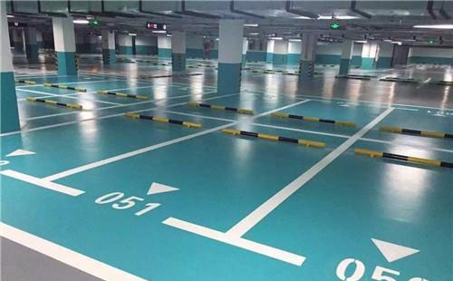 张掖张掖环氧地坪中涂：构筑坚固地面的关键环节